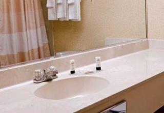 Fairfield & Canton Hotel