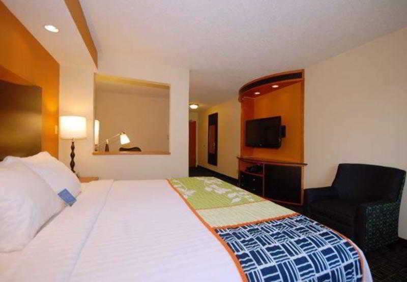 Fairfield & Canton Hotel North Canton