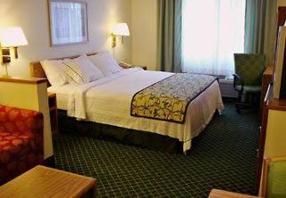 Hotel Fairfield & Canton 3*