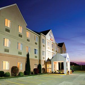 Hotel Fairfield & Canton North Canton
